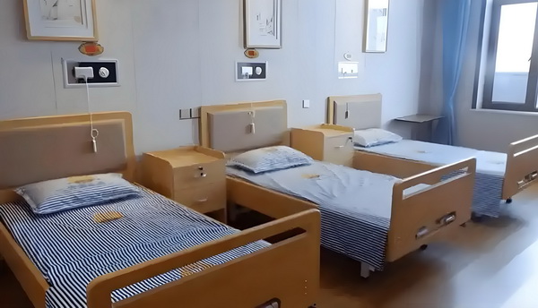 深圳落户 秒批_可以！杜兰特美女主持人婚礼，带球突破绯闻，再凭实力单身！ 美女主持人需要如有